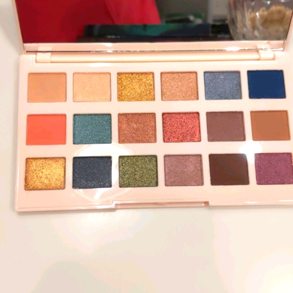 Coats London Palette
